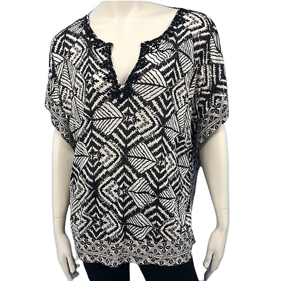 Lucky Brand Tops - Lucky Brand Women’s Medium Boho Tribal Diamond Pattern V-Neck Blouse
